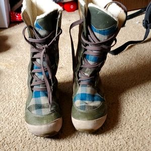 Sorel womens snow boots | size 8 | colors: green, turquoise, brow…